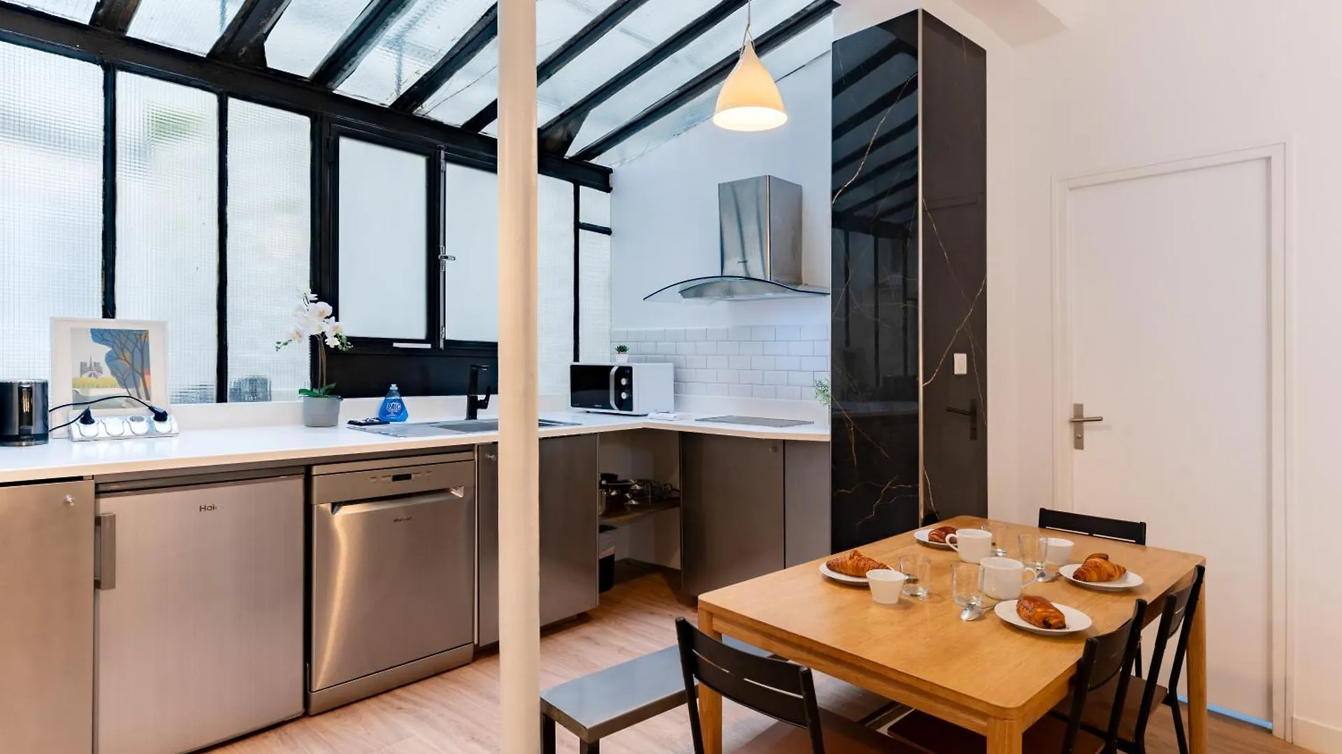 Sartre Saint Germain Apartman Párizs