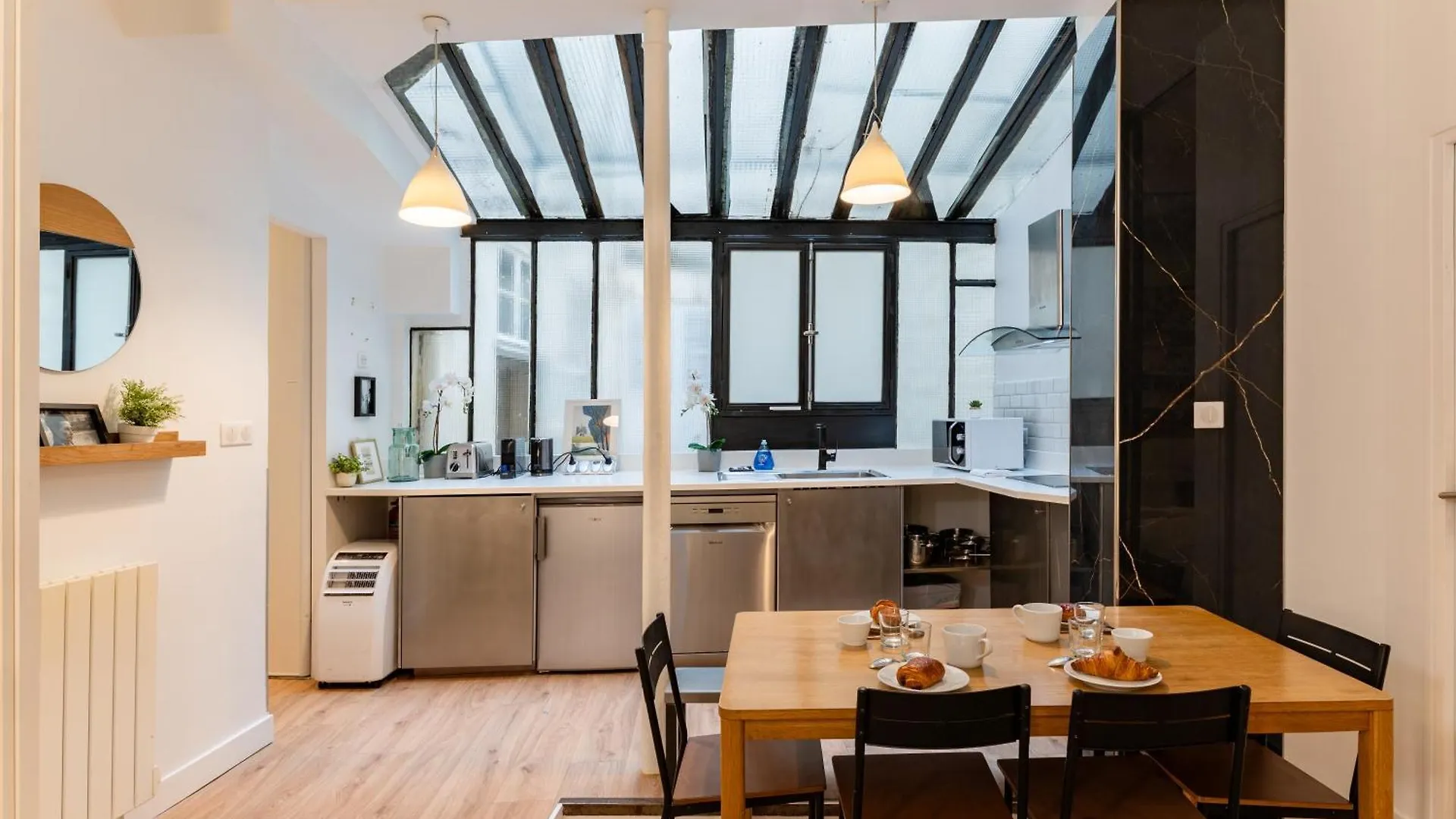 Sartre Saint Germain Apartment Paris 0*,